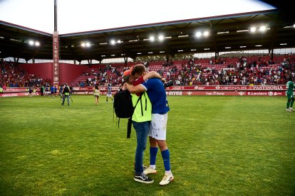 El Numancia pasó del cielo a los infiernos en dos minutos.