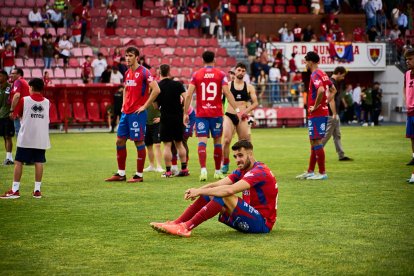 El Numancia pasó del cielo a los infiernos en dos minutos.