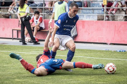 El equipo de Aitor Calle pierde ante el Teruel con un gol de penalti en el descuento.