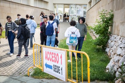 Lengua Castellana, Historia y las asignaturas específicas marcan la primera jornada de exámenes.
