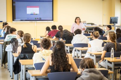 Lengua Castellana, Historia y las asignaturas específicas marcan la primera jornada de exámenes.