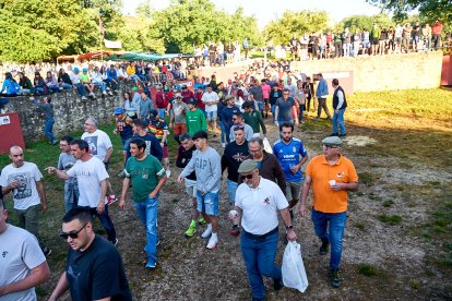 El rápido encierro matutino y el ambiente protagonizan la mañana del Lavalenguas en Valonsadero.