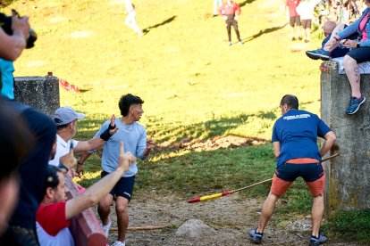 El rápido encierro matutino y el ambiente protagonizan la mañana del Lavalenguas en Valonsadero.