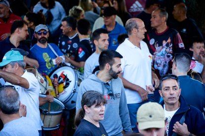 El rápido encierro matutino y el ambiente protagonizan la mañana del Lavalenguas en Valonsadero.