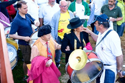 El rápido encierro matutino y el ambiente protagonizan la mañana del Lavalenguas en Valonsadero.
