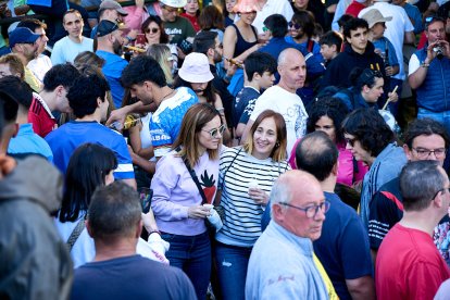 El rápido encierro matutino y el ambiente protagonizan la mañana del Lavalenguas en Valonsadero.
