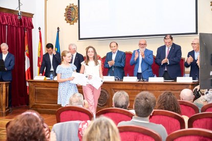 Educación para la protección y desarrollo de la naturaleza y el medio ambiente