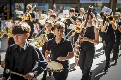 Las calles se llenaron de música