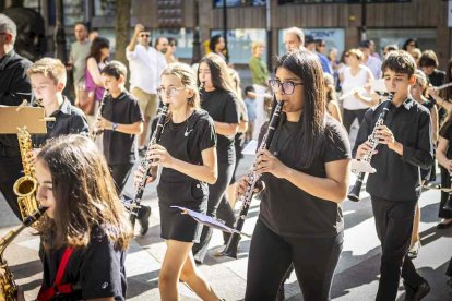 Las calles se llenaron de música