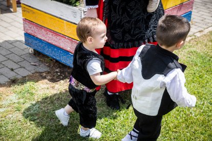 Celebración del Domingo de Calderas en el centro infantil Gloria Fuertes dentro de su proyecto sanjuanero.