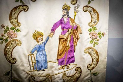 Cientos de personas se encomendaron a la Virgen