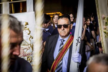 Cientos de personas se encomendaron a la Virgen