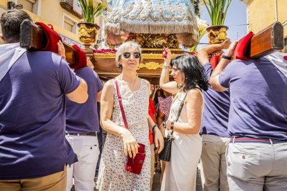 Cientos de personas se encomendaron a la Virgen