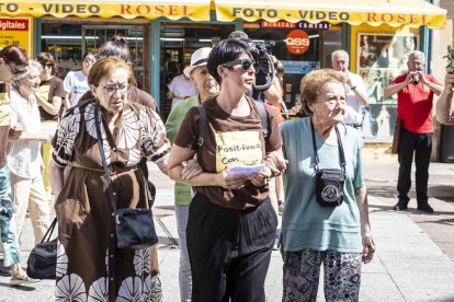 El desfile con la caldera recorrió su tramo entre buen ambiente y bailes