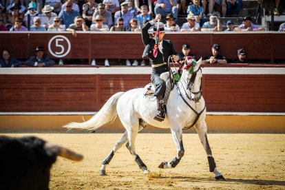 Inicia la Feria Taurina de San Juan con los rejones como protagonistas.