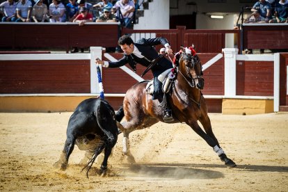 Inicia la Feria Taurina de San Juan con los rejones como protagonistas.
