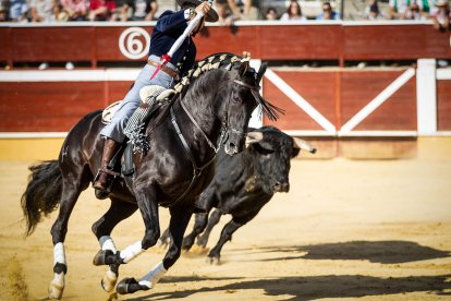 Inicia la Feria Taurina de San Juan con los rejones como protagonistas.
