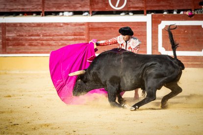 Inicia la Feria Taurina de San Juan con los rejones como protagonistas.