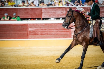 Inicia la Feria Taurina de San Juan con los rejones como protagonistas.