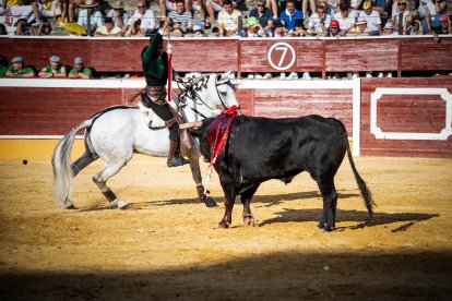 Inicia la Feria Taurina de San Juan con los rejones como protagonistas.