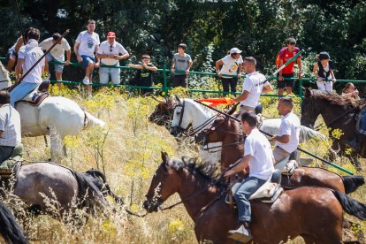 Imágenes de la jornada del Jueves La Saca, día grande de las Fiestas de San Juan