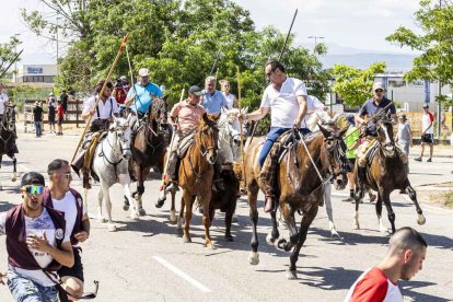 Imágenes de la jornada del Jueves La Saca, día grande de las Fiestas de San Juan