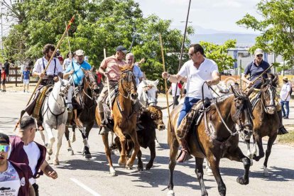 Imágenes de la jornada del Jueves La Saca, día grande de las Fiestas de San Juan