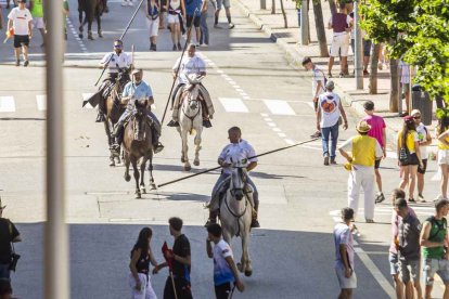 Imágenes de la jornada del Jueves La Saca, día grande de las Fiestas de San Juan