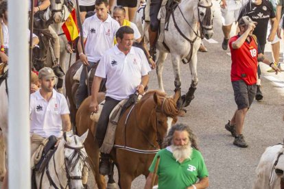 Imágenes de la jornada del Jueves La Saca, día grande de las Fiestas de San Juan