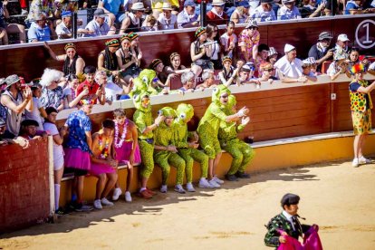 La fiesta duró en la Plaza de Toros y alrededores hasta bien entrada la tarde