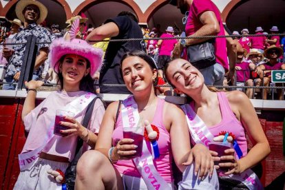 La fiesta duró en la Plaza de Toros y alrededores hasta bien entrada la tarde