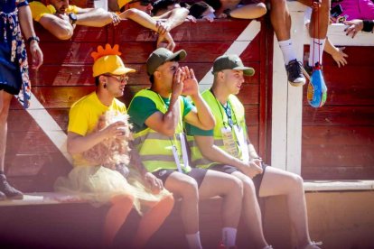 La fiesta duró en la Plaza de Toros y alrededores hasta bien entrada la tarde