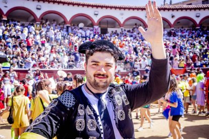 La fiesta duró en la Plaza de Toros y alrededores hasta bien entrada la tarde