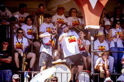 La fiesta duró en la Plaza de Toros y alrededores hasta bien entrada la tarde