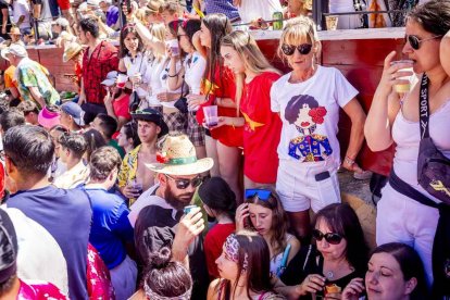 La fiesta duró en la Plaza de Toros y alrededores hasta bien entrada la tarde