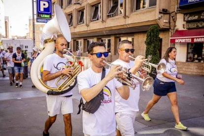 La fiesta duró en la Plaza de Toros y alrededores hasta bien entrada la tarde