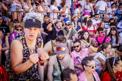 La fiesta duró en la Plaza de Toros y alrededores hasta bien entrada la tarde