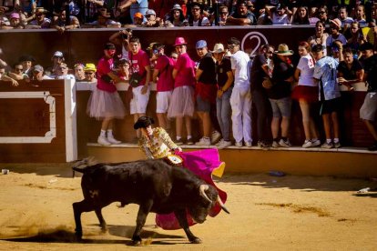 La fiesta duró en la Plaza de Toros y alrededores hasta bien entrada la tarde