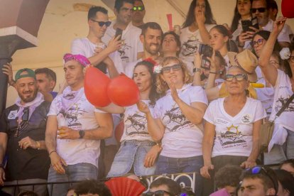 La fiesta duró en la Plaza de Toros y alrededores hasta bien entrada la tarde