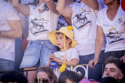 La fiesta duró en la Plaza de Toros y alrededores hasta bien entrada la tarde