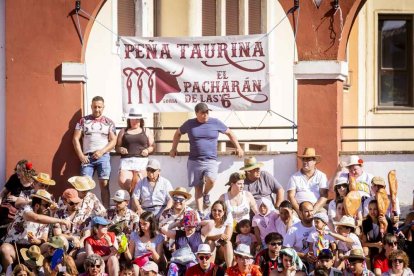 La fiesta duró en la Plaza de Toros y alrededores hasta bien entrada la tarde