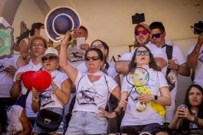 La fiesta duró en la Plaza de Toros y alrededores hasta bien entrada la tarde