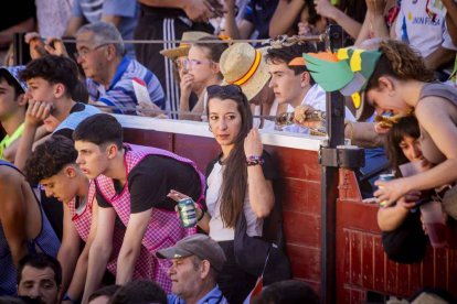La fiesta duró en la Plaza de Toros y alrededores hasta bien entrada la tarde