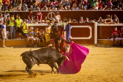 La fiesta duró en la Plaza de Toros y alrededores hasta bien entrada la tarde