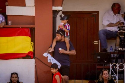 La fiesta duró en la Plaza de Toros y alrededores hasta bien entrada la tarde