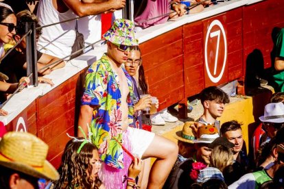 La fiesta duró en la Plaza de Toros y alrededores hasta bien entrada la tarde