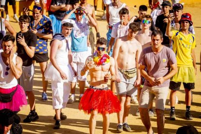 La fiesta duró en la Plaza de Toros y alrededores hasta bien entrada la tarde