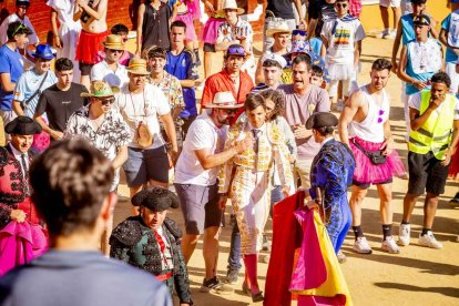 La fiesta duró en la Plaza de Toros y alrededores hasta bien entrada la tarde