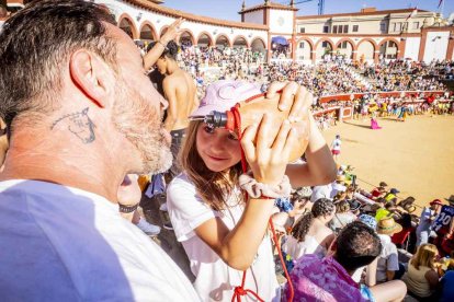 La fiesta duró en la Plaza de Toros y alrededores hasta bien entrada la tarde