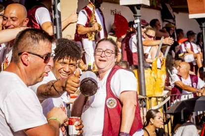 La fiesta duró en la Plaza de Toros y alrededores hasta bien entrada la tarde